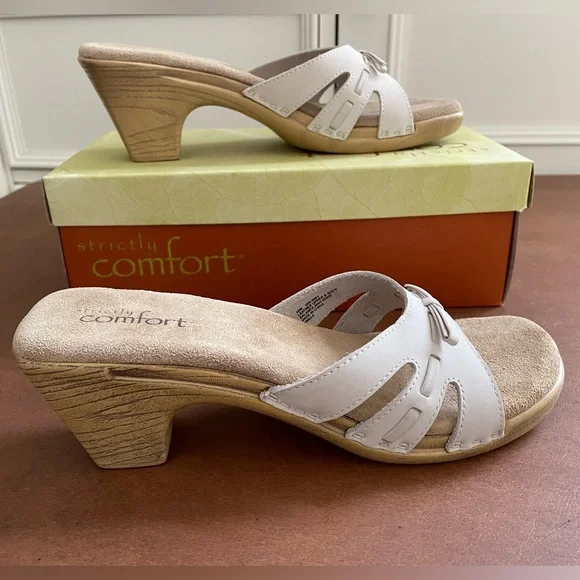 Strictly Comfort Donna heels open toe sandals shoes size 10 in creamy white NWT - Picture 1 of 9